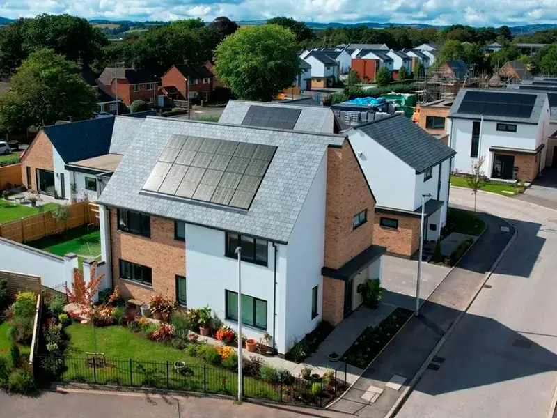 Clearline fusion roof integrated solar panels at Heritage Homes development